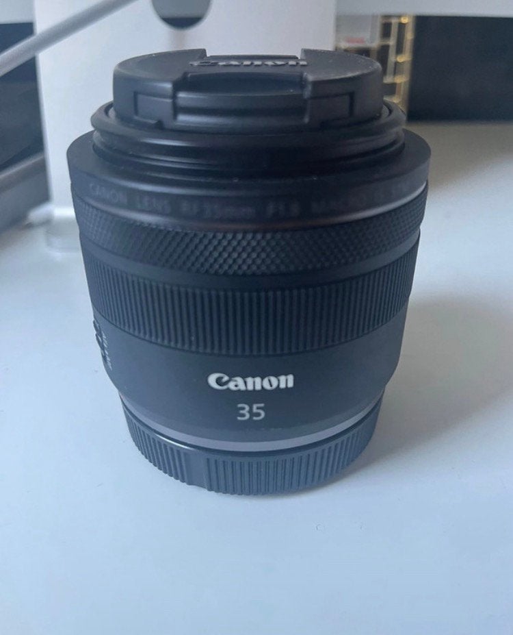 Canon RF 35mm f/1.8 Macro IS STM. €400., Audio, Tv en Foto, Fotografie | Lenzen en Objectieven, Ophalen of Verzenden, Zo goed als nieuw