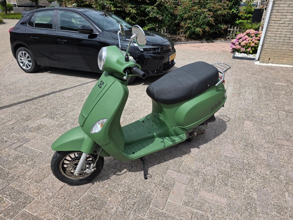 snor scooter AGM VX50, Gebruikt, Benzine, 50 cc, Maximaal 25 km/u