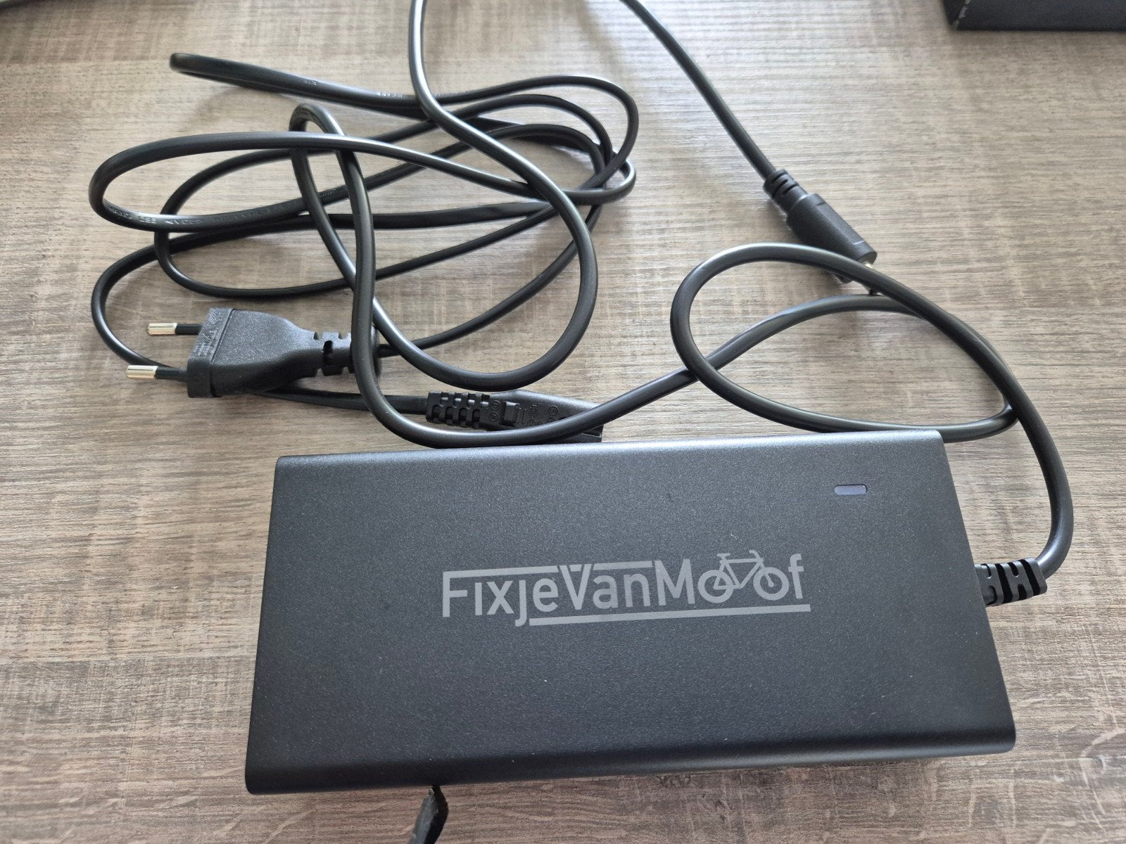 VanMoof S3/X3 Li-ion Batterij Lader - Synergy-X, Ophalen of Verzenden, Nieuw