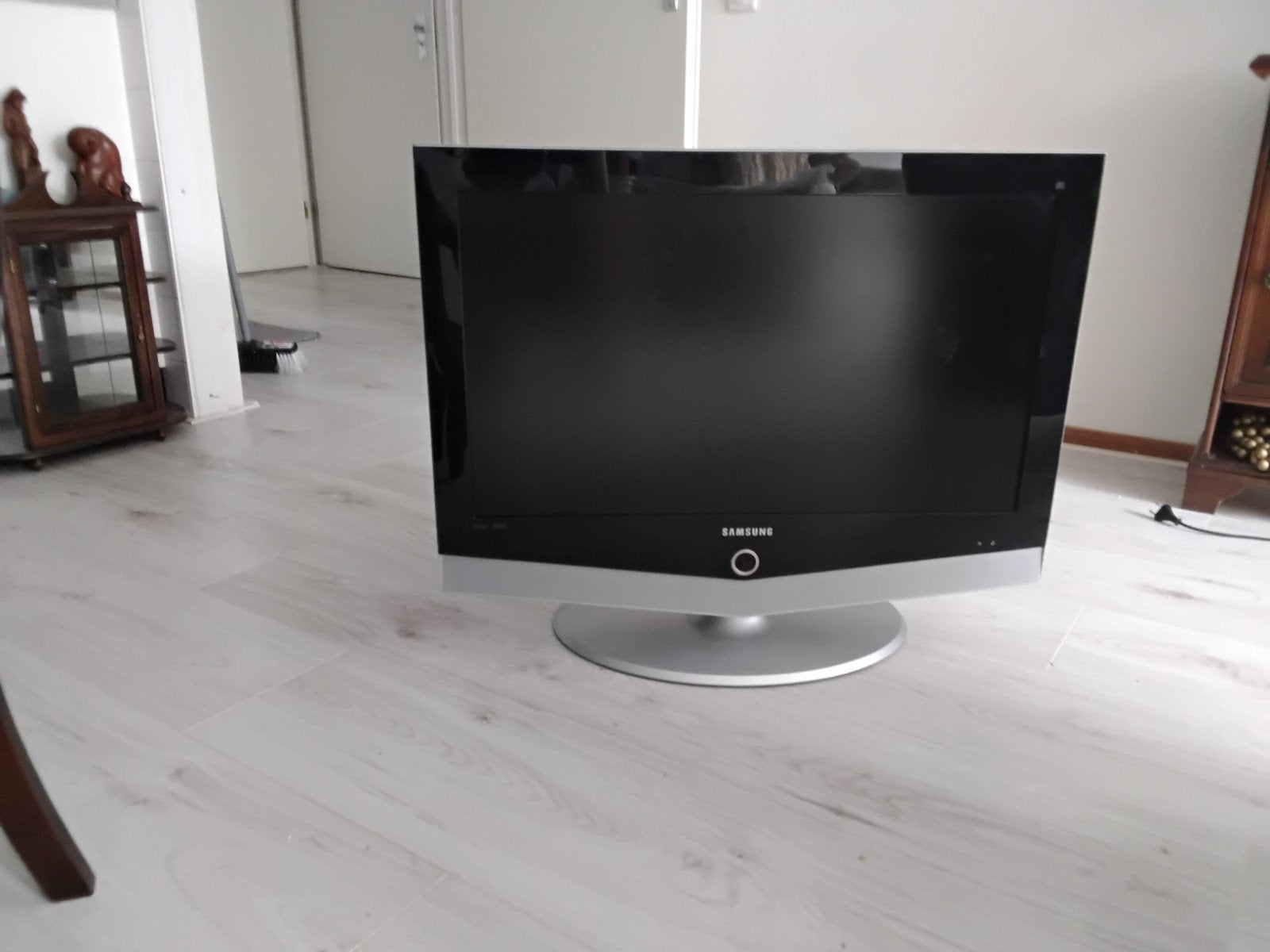 Samsung LCD TV - Gebruikt, Gebruikt, Ophalen of Verzenden, Samsung, 60 tot 80 cm