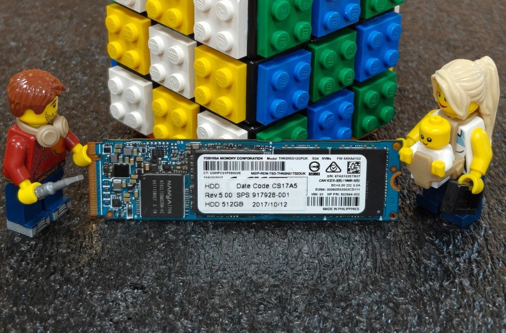 Toshiba XG4 512GB M.2 NVMe SSD, Intern, Toshiba, 512GB, SSD