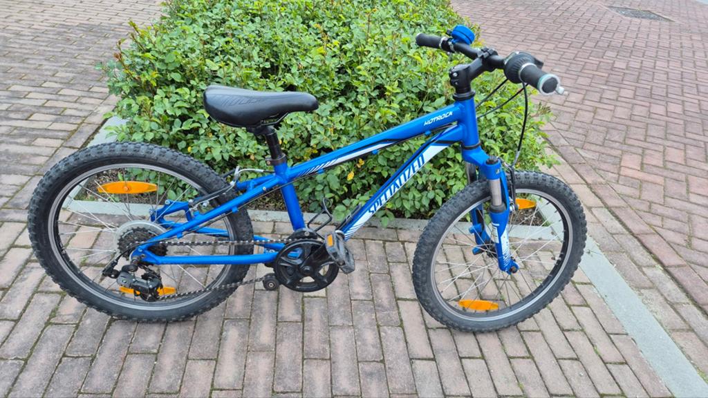 Specialized Hotrock 20 inch MTB - Blauw, Gebruikt, Velgrem, Aluminium, Ophalen