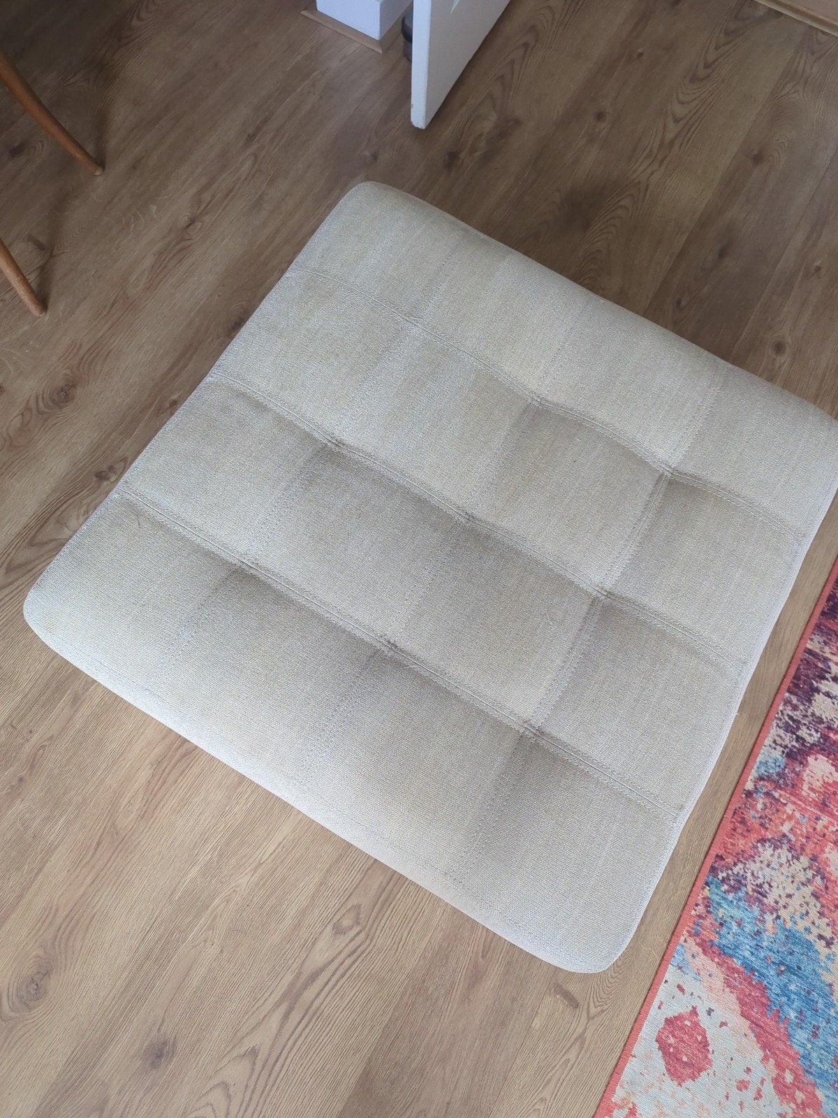 Vierkante poef/voetenbank, beige, ca. 80x80 cm, Ophalen, Gebruikt, Vierkant, 75 tot 100 cm