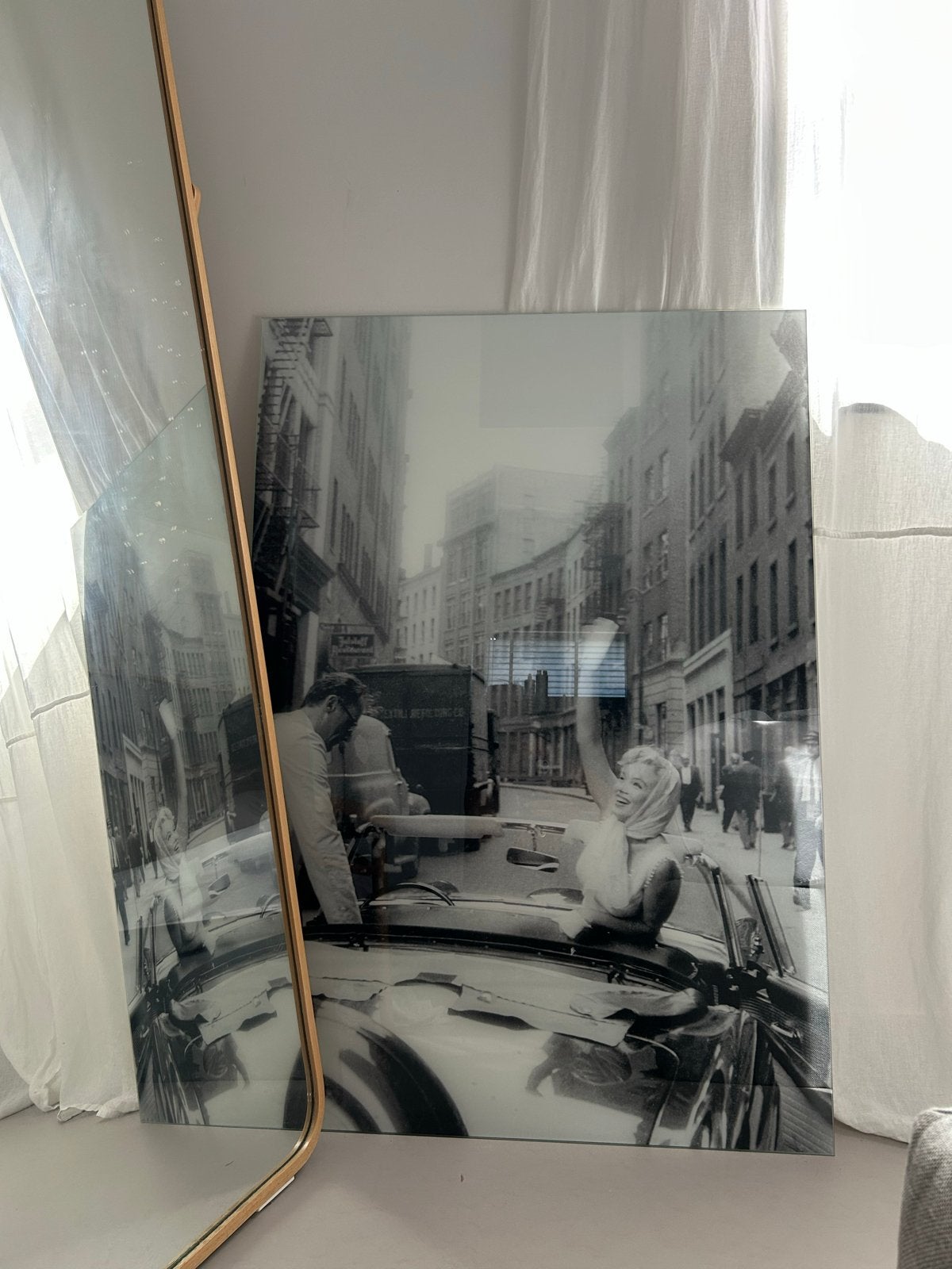 Marilyn Monroe foto op glas 70 x 100 cm, Ophalen, Zo goed als nieuw, Foto of Poster, 75 – 100