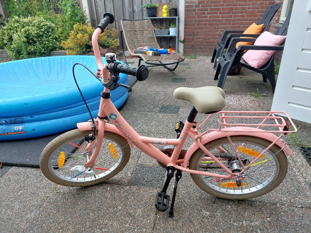 Roze fiets 16 inch te koop, Fietsen en Brommers, Fietsen | Kinderfietsjes, Terugtraprem, 16 tot 20 inch, Zo goed als nieuw, Ophalen