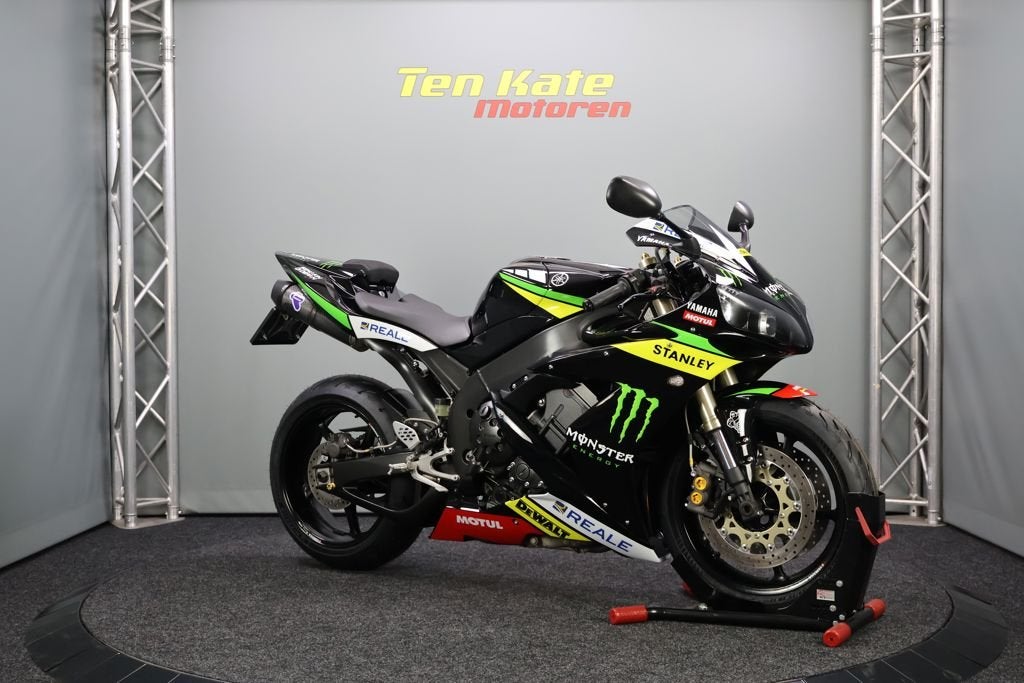 Yamaha YZF R1, Sportuitlaat, Bedrijf, Super Sport, Meer dan 35 kW