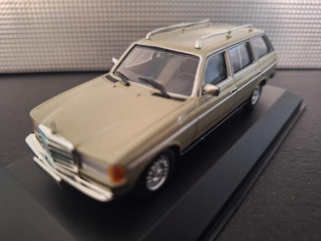 Mercedes Benz W123 T Modell 1982 Schaal 1:43, Hobby en Vrije tijd, Modelauto's | 1:43, Overige merken, Nieuw, Ophalen of Verzenden