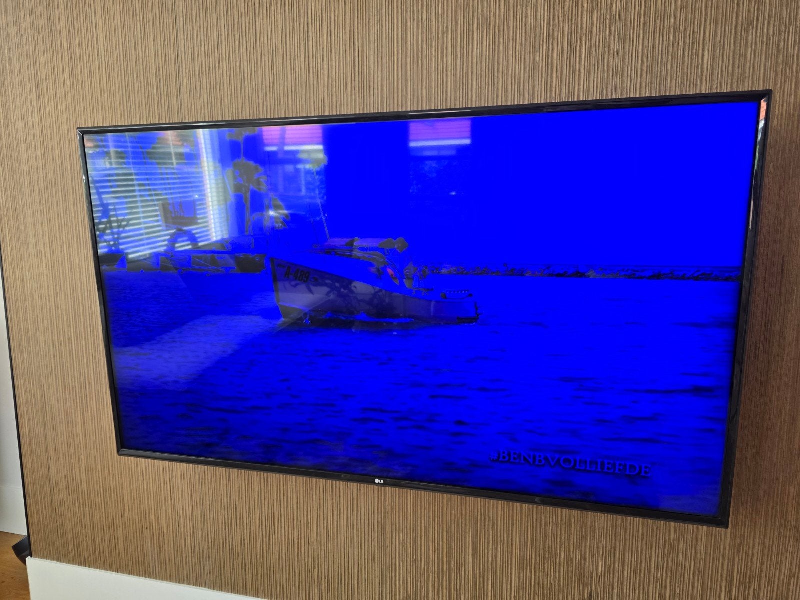 LG 65UK6400PLF 65inch 4K LED TV - Defect met blauwe gloed, Ophalen, 50 Hz, 100 cm of meer, 4k (UHD)