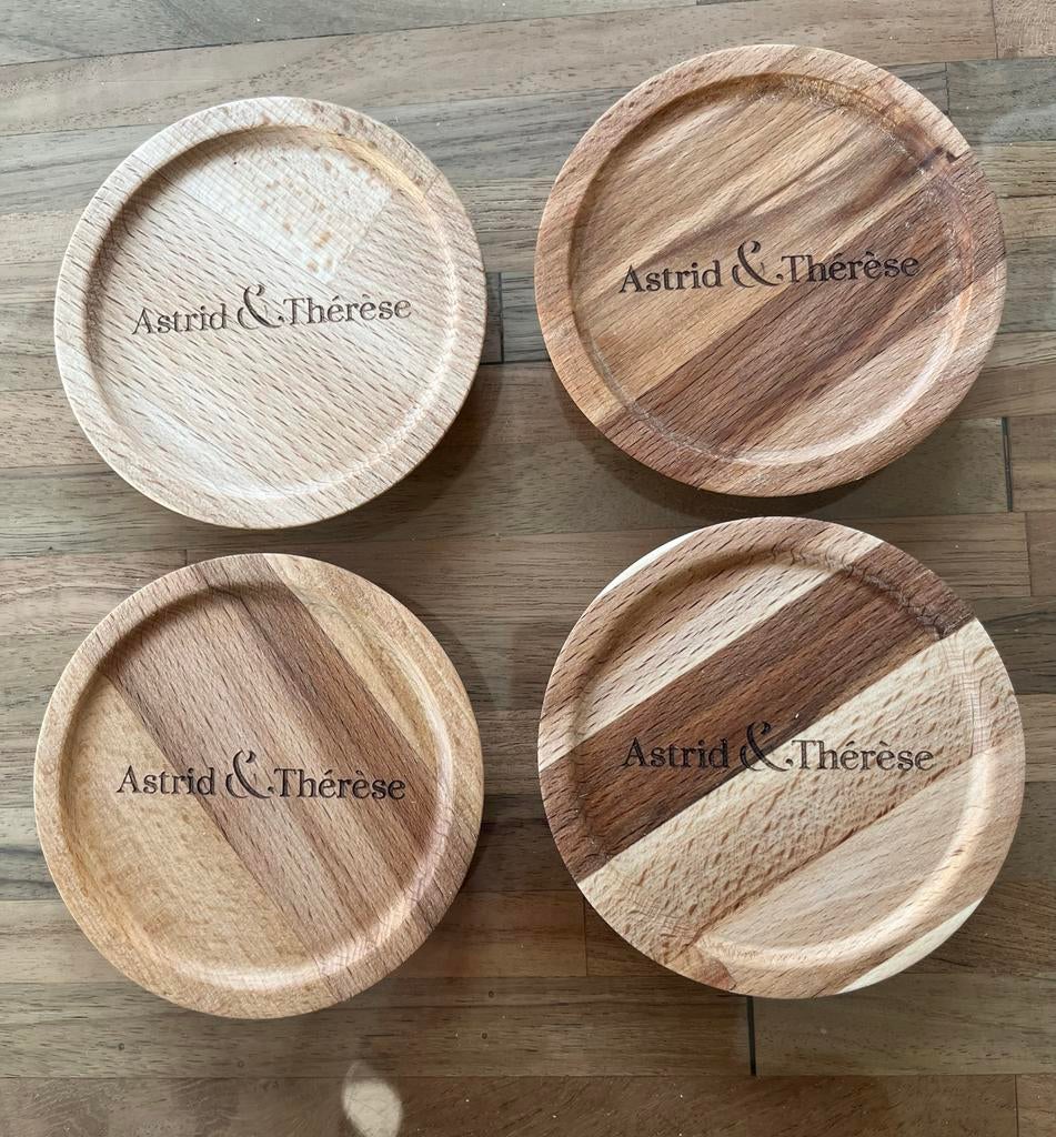 Houten Tapas bordjes/ Serveerplankjes - Set van 4, Hout, Snij-/serveerplank, Nieuw, Ophalen of Verzenden