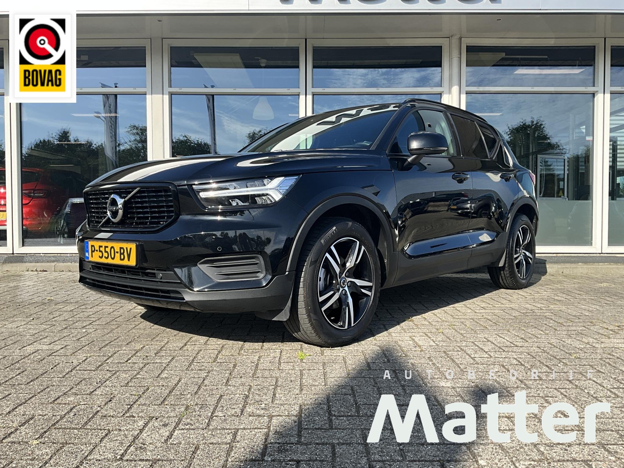 Volvo XC40 1.5 T2 R-Design Camera, Auto's, Gebruikt, Leder en Stof, Zwart, Origineel Nederlands