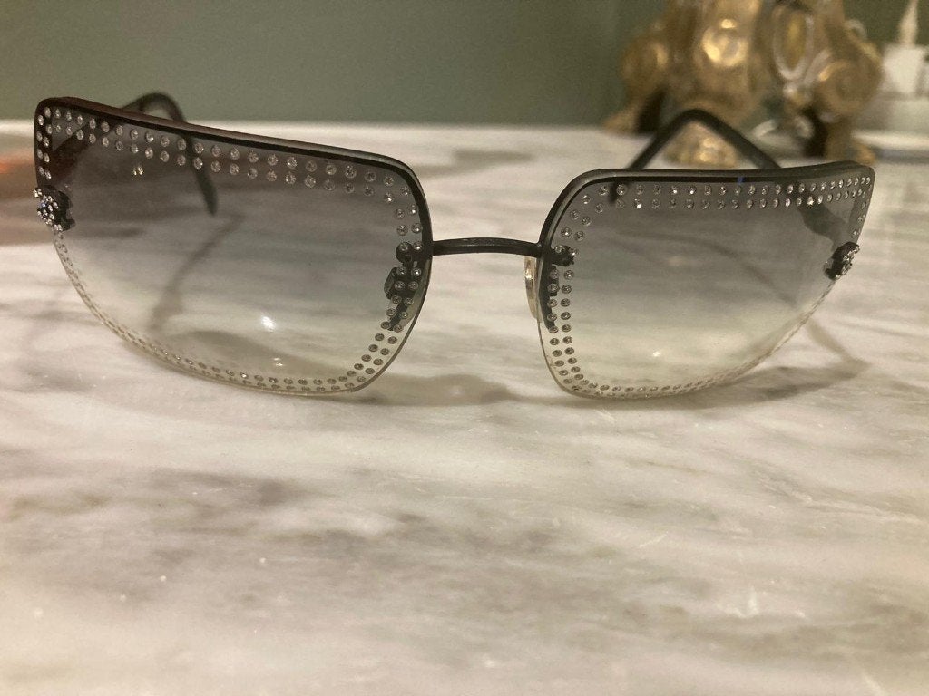 zonnebril dames Chanel Rayban Chloé zgan origineel, Ophalen, Zo goed als nieuw, Zwart, Overige merken