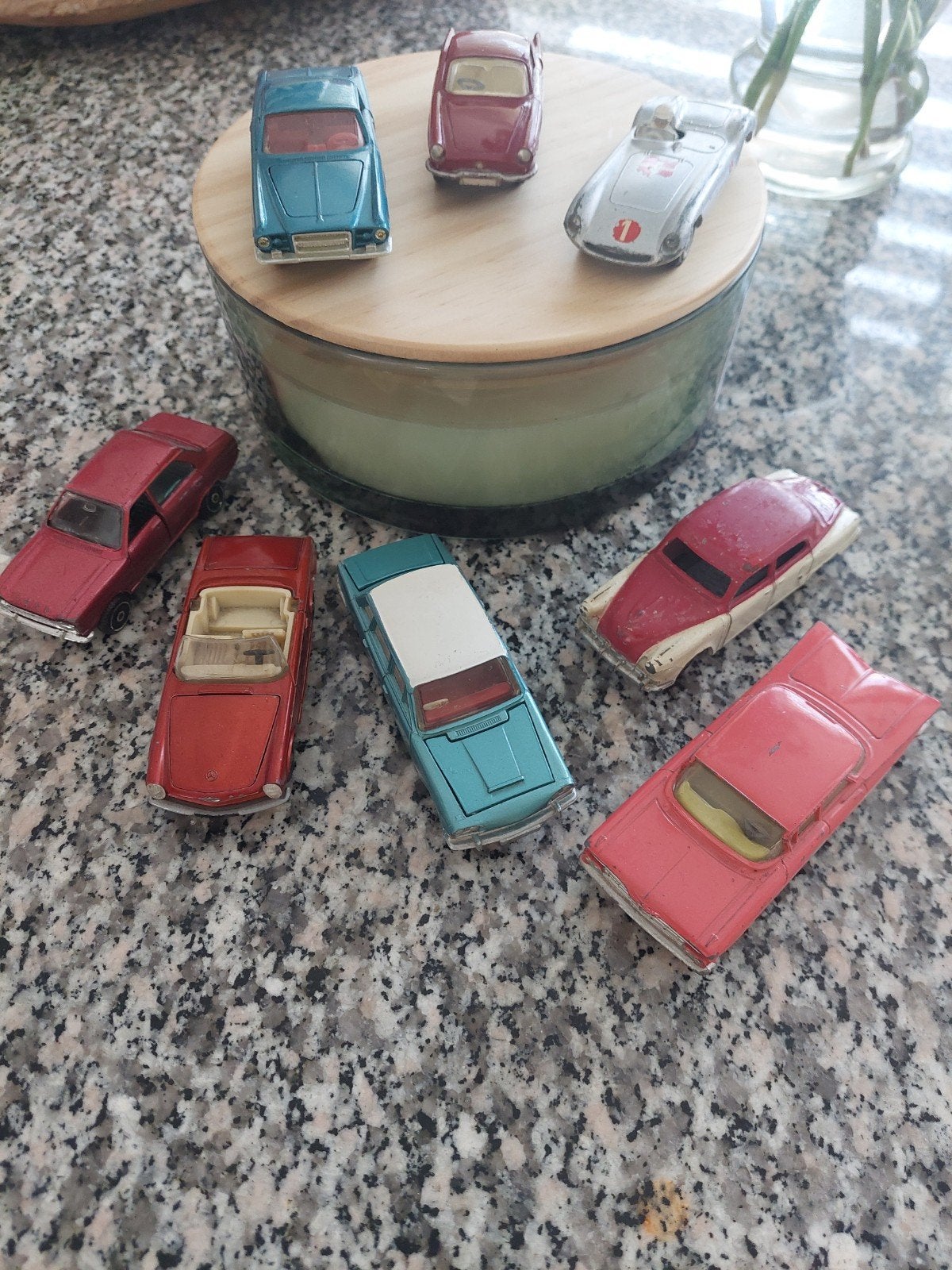 8 modellen uit verzameling dinky & corgi., Hobby en Vrije tijd, Modelauto's | 1:43, Ophalen of Verzenden, Gebruikt, Auto, Dinky Toys