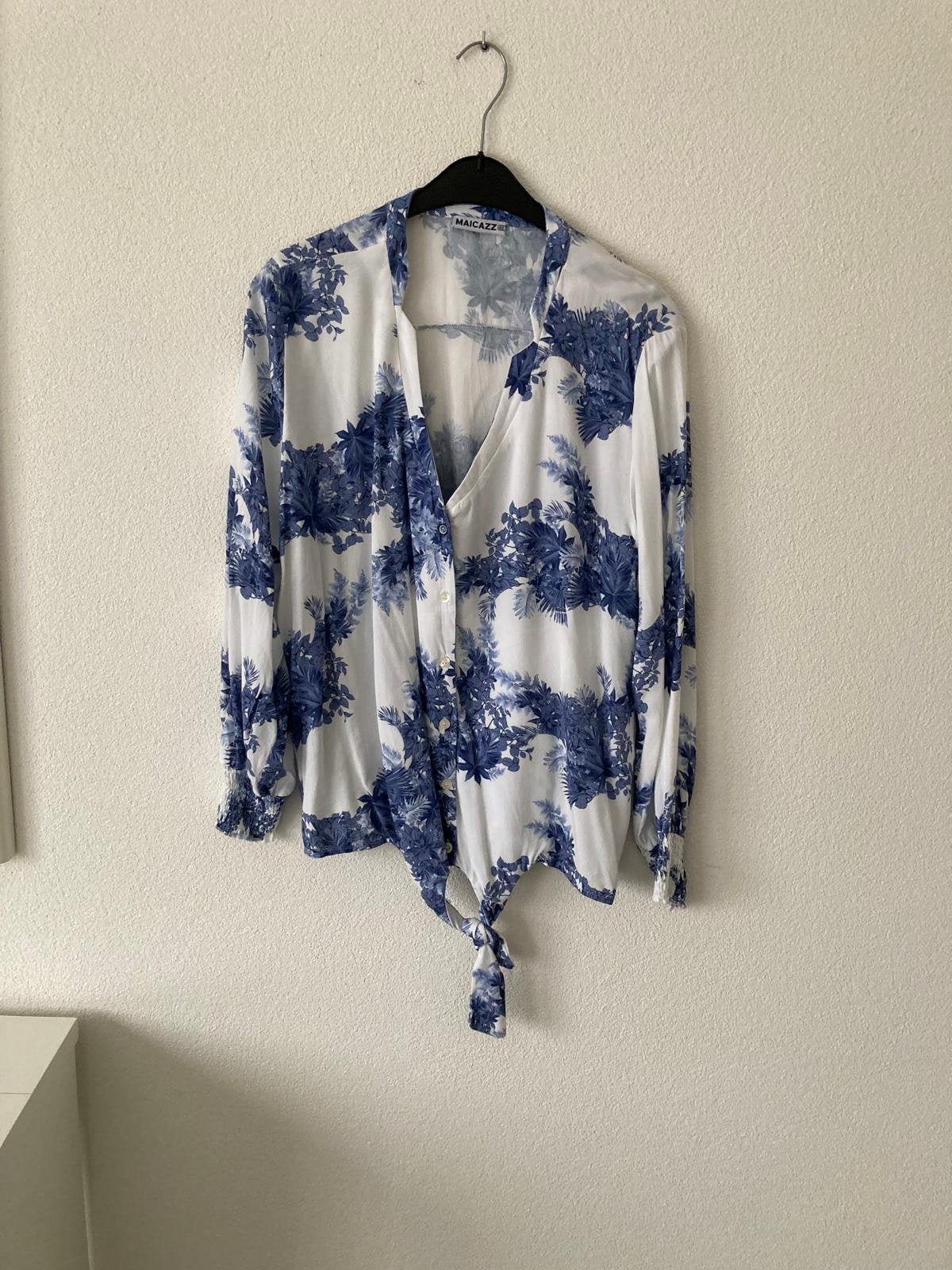 Nieuw prachtige blouse ‘Iz naiz’ 46, Kleding | Dames, Ophalen of Verzenden, Zo goed als nieuw, Maat 46/48 (XL) of groter, Blauw