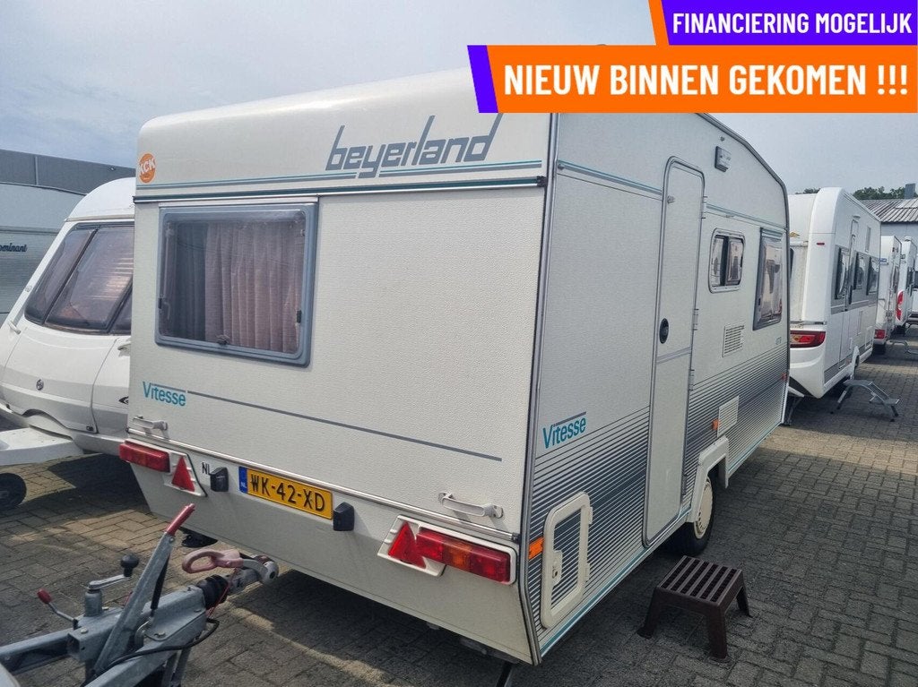 BEYERLAND VITESSE 430 TM VOORTENT + COMPACT + LICHTGEWICHT, Serviceluik, Bedrijf, Tot en met 4, 5 tot 6 meter