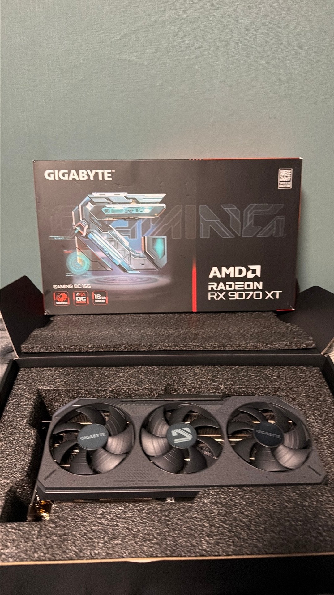 AMD RADEON RX 9070 XT | 16GB GDDR6 | OC EDITION | WINDFORCE, Ophalen, AMD, GDDR6, PCI-Express 4