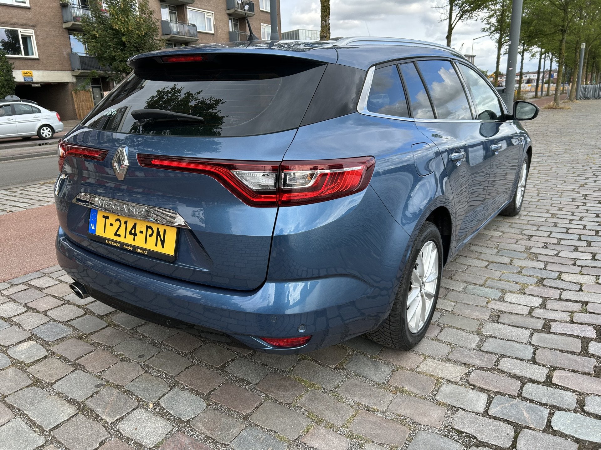 Renault Mégane Estate 1.2 TCe Limited airco/ecc navi/camera, Auto's, Renault, Voorwielaandrijving, Gebruikt, 4 cilinders, Blauw