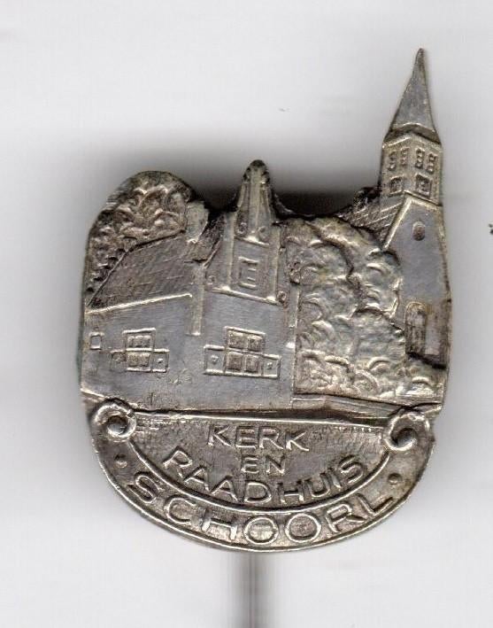 Speldje KERK EN RAADHUIS SCHOORL (A8), Verzamelen, Speldjes, Pins en Buttons, Ophalen of Verzenden, Gebruikt, Overige onderwerpen