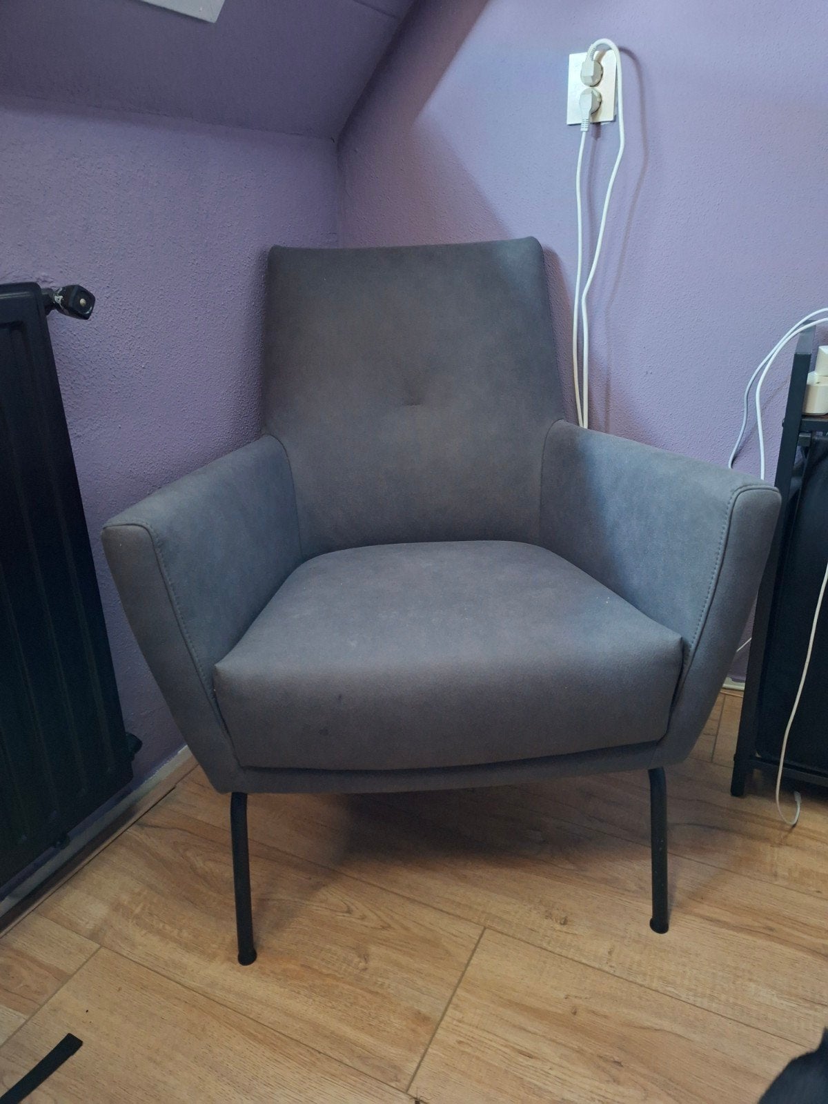 Comfortabele grijze fauteuil - Zo goed als nieuw, Ophalen, Zo goed als nieuw, Metaal, Eén
