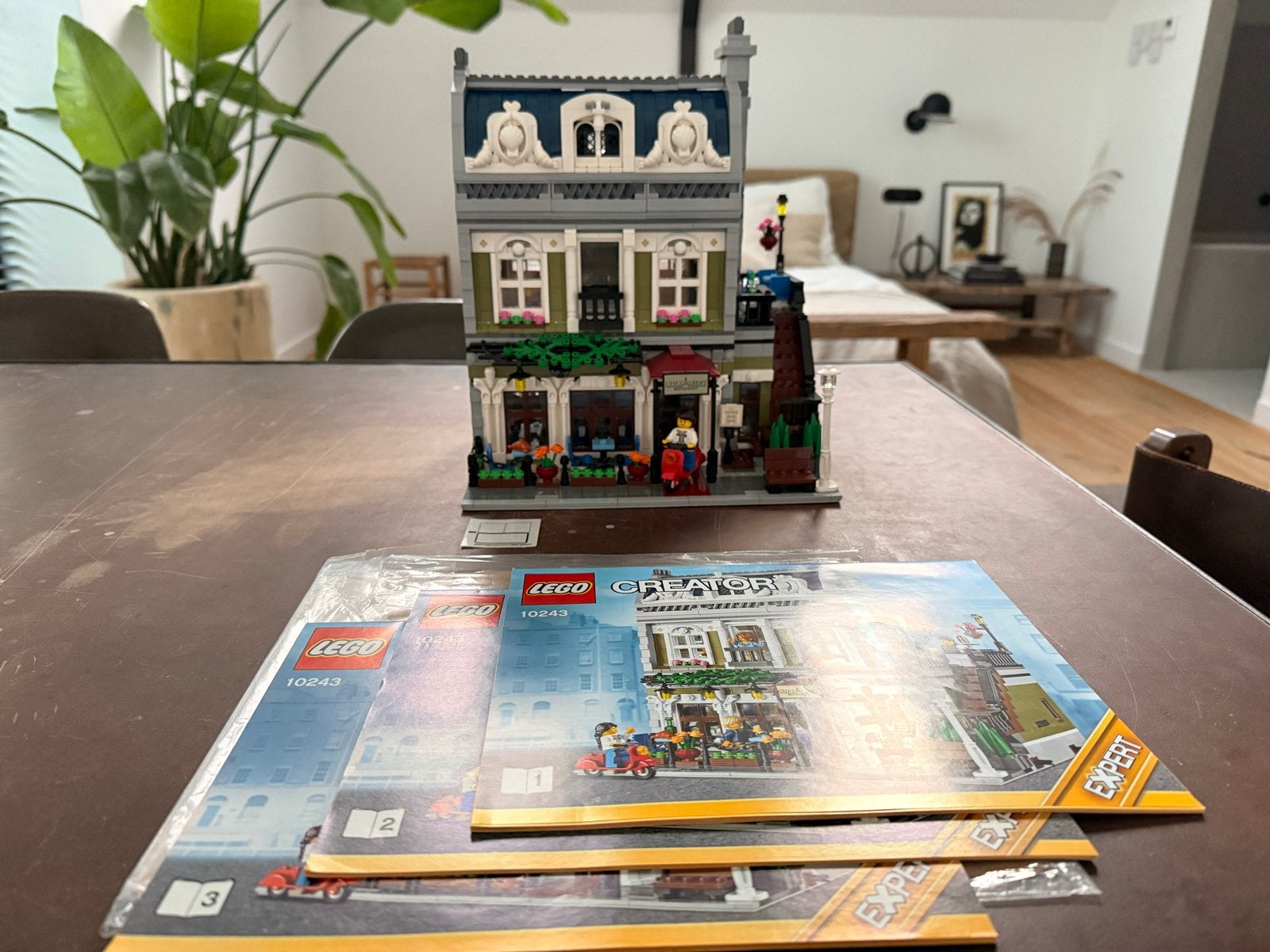 LEGO Creator Expert Parijs Restaurant (10243), Ophalen of Verzenden, Zo goed als nieuw, Overige merken