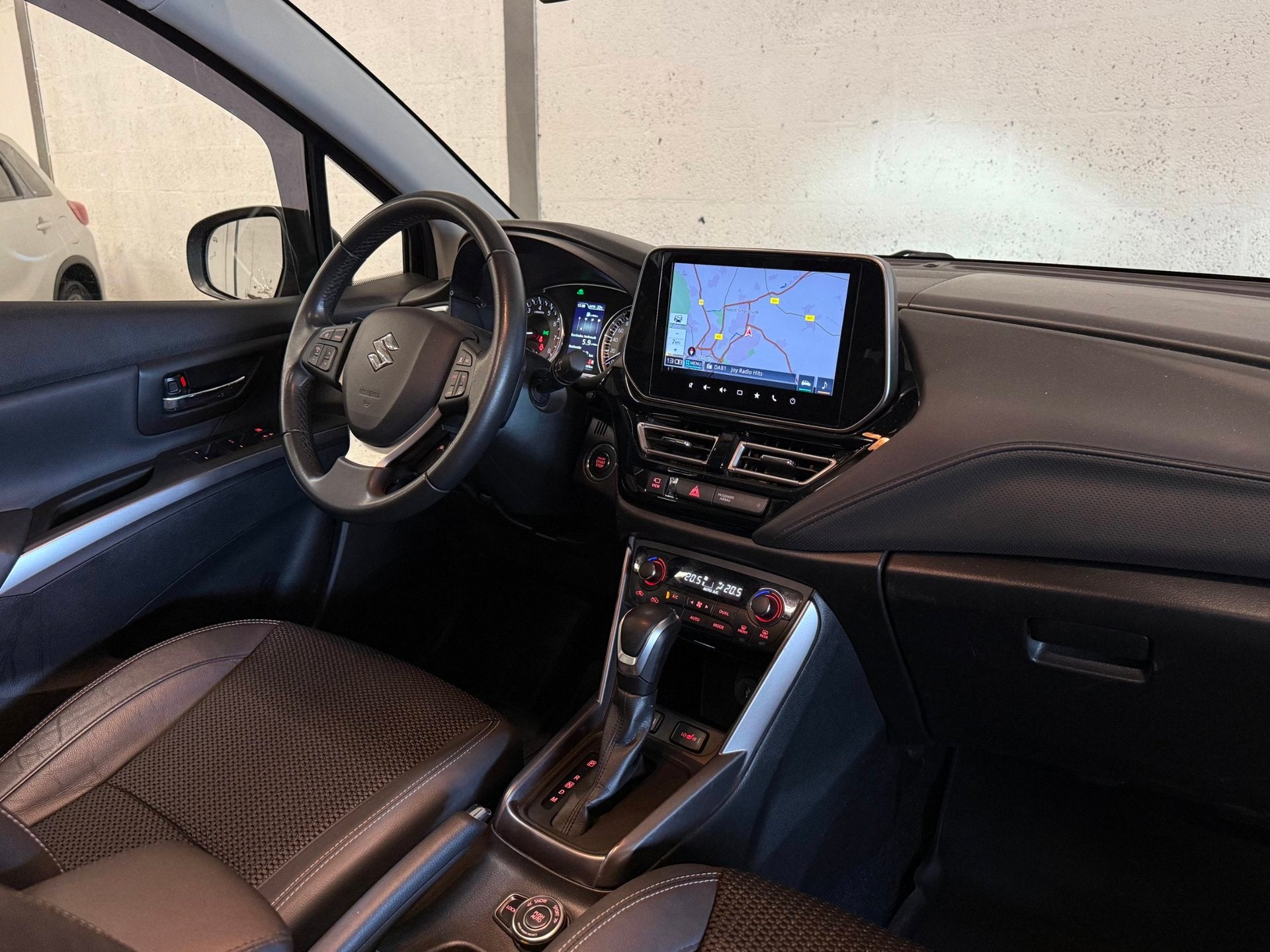 Suzuki S-Cross 1.5 Hybrid AllGrip Style Automaat|Pano|360|Le, Auto's, Automaat, Dealer onderhouden, Gebruikt, Zwart