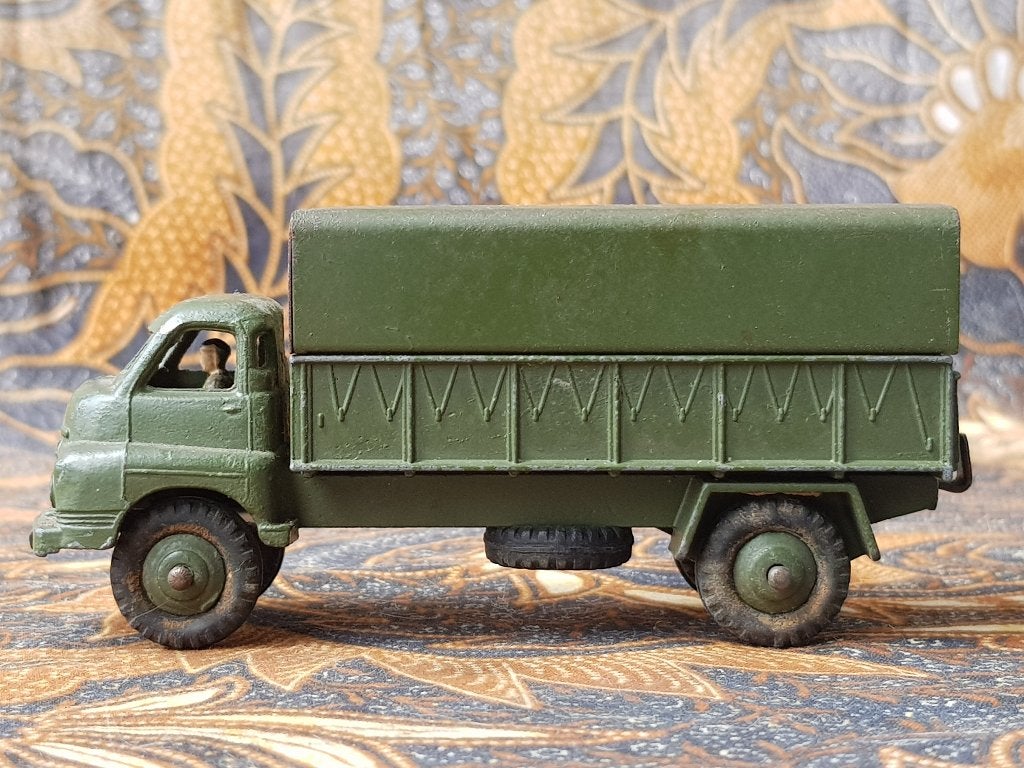 Dinky Toys 621 mooi oud militaria model uit Engeland 11,5 cm, Ophalen of Verzenden