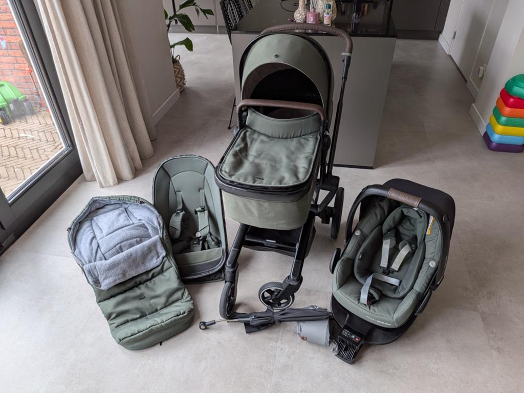 Joolz DAY+ Magnificent Green + Maxi-Cosi, Base, Parasol..., Gebruikt, Verstelbare duwstang, Ophalen, Kinderwagen