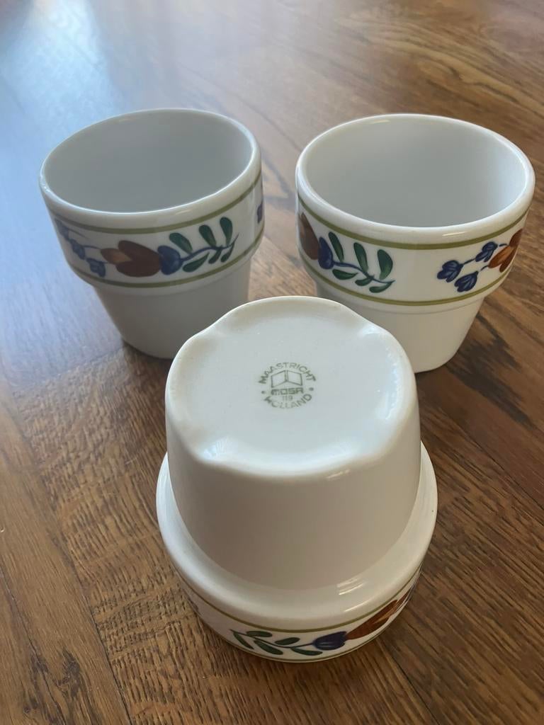 Melk/ koffiebekers, Ophalen, Zo goed als nieuw, Overige stijlen, Kop(pen) en/of Schotel(s)