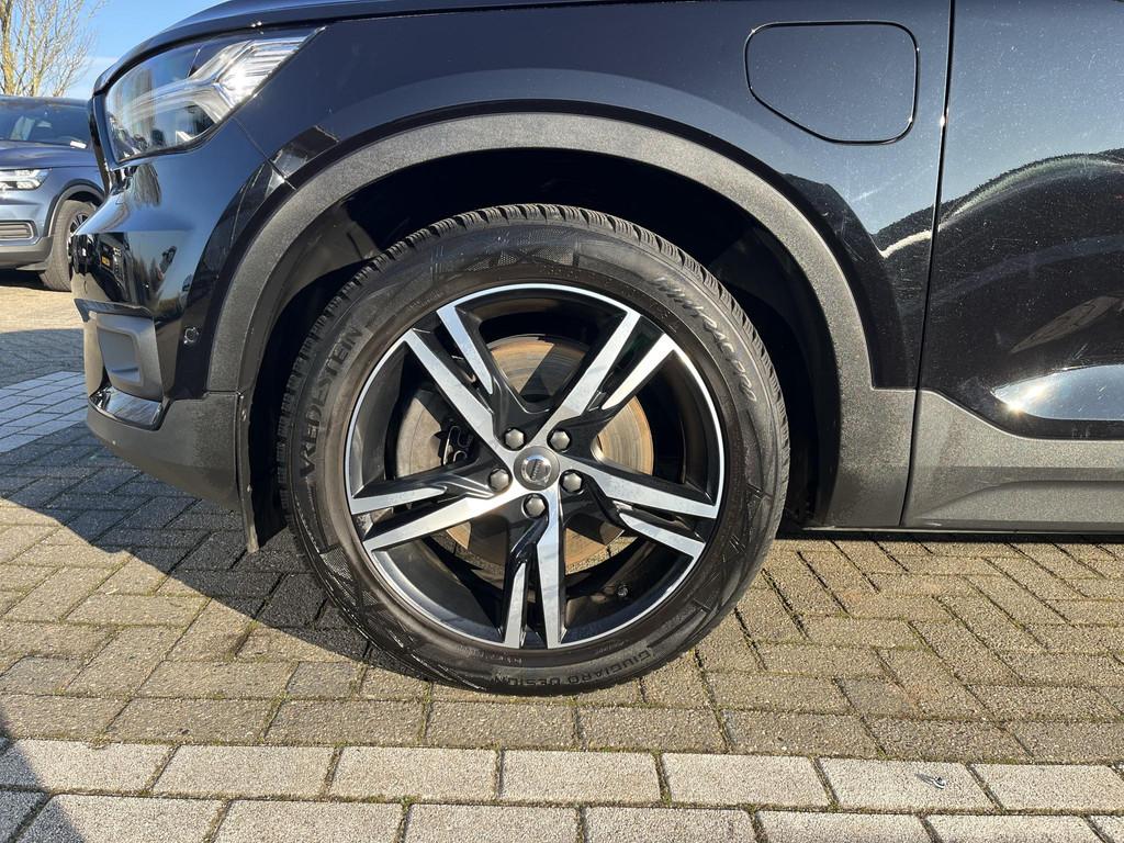 Volvo XC40 T5 Recharge Inscription | Panoramadak | 360 Camer, Auto's, Volvo, 12 maanden, Euro 6, 1712 kg, Zwart
