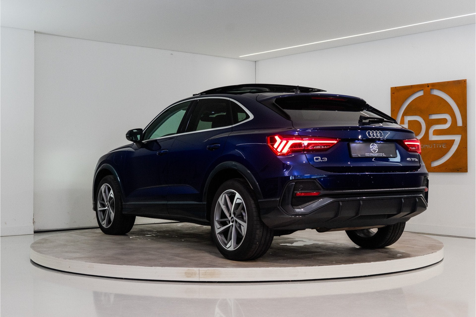 Audi Q3 Sportback 45 TFSI e Edition 245PK | Pano | Matrix |, Auto's, 12 maanden, Gebruikt, Leder en Stof, Hybride Elektrisch/Benzine