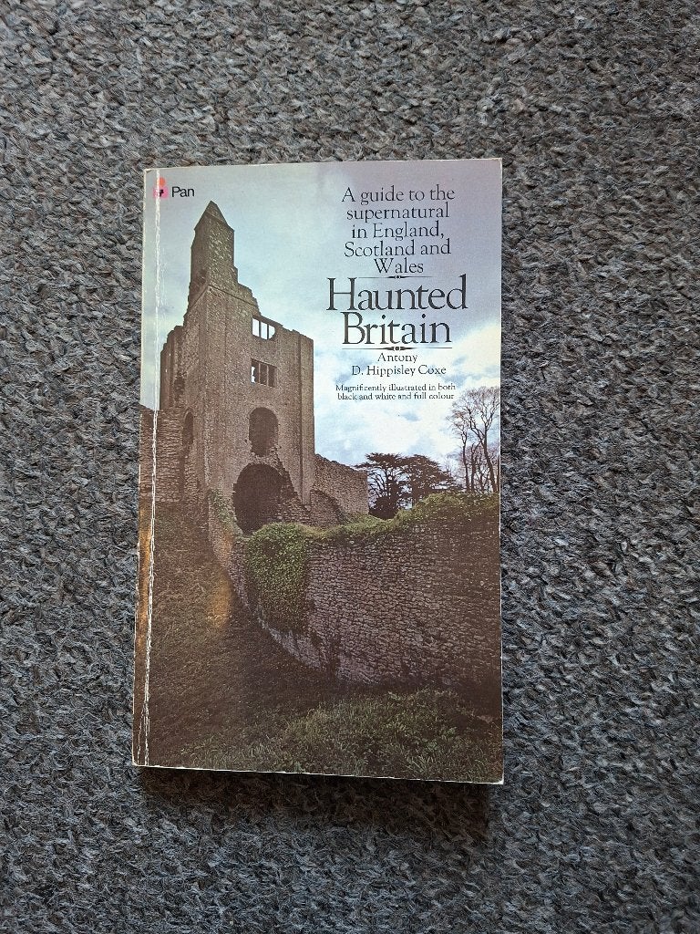 Haunted Britain / Antony D.Hippisley Coxe, Gelezen, Spiritualiteit algemeen, Verzenden, Overige typen