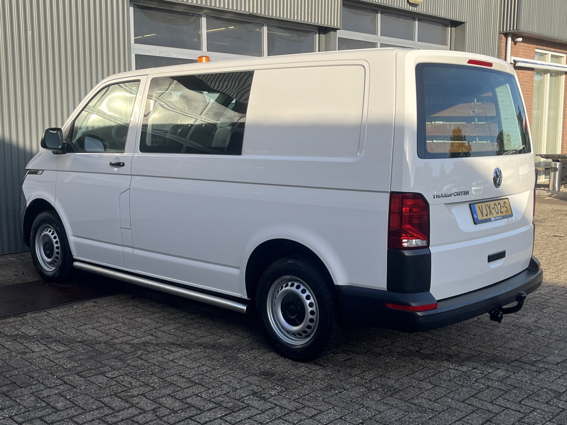 Volkswagen Transporter 2.0 TDI 90pk L1H1 DC Airco Trekhaak 2, Auto's, Gebruikt, 4 cilinders, Volkswagen, Wit