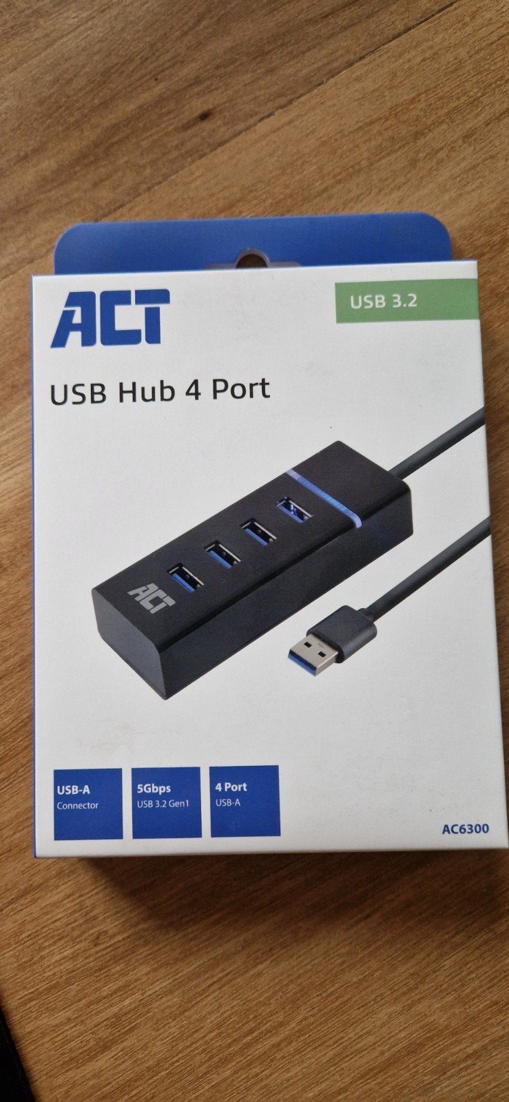Nieuw in originele verpakng ACT USB hub 3.0, 4 poorts USB-A, Computers en Software, Dockingstations, Nieuw, Ophalen of Verzenden