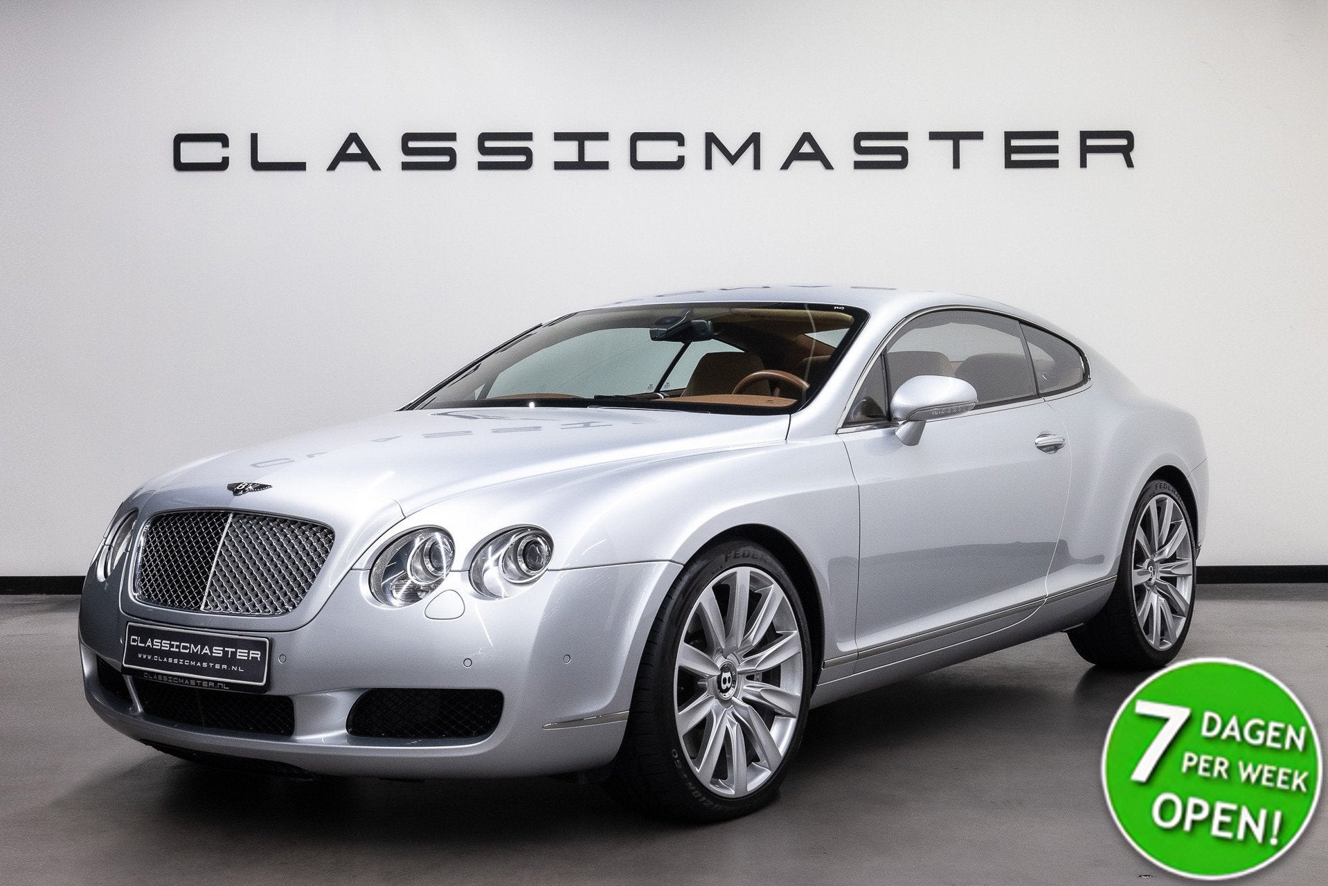 Bentley Continental GT 6.0 W12 Fiscale waarde € 14.000,- Y, Auto's, Automaat, Gebruikt, Beige, 12 cilinders