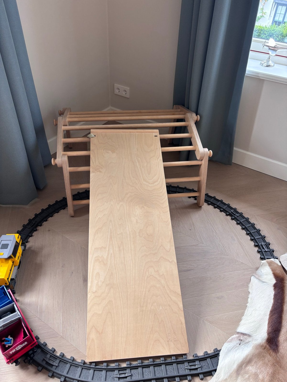 Houten klimrek met glijbaan en trappetje, Ophalen, Gebruikt, Glijbaan