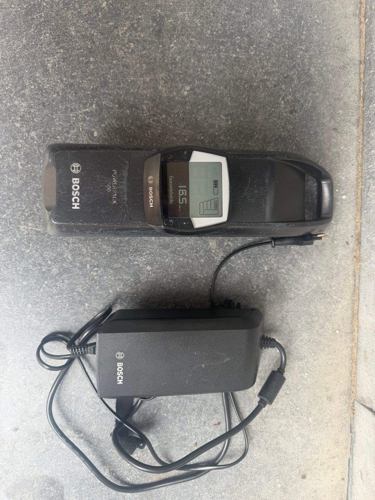 Bosch PowerPack 500 accu, display en lader ( urban arrow), Fietsen en Brommers, Fietsaccessoires | Fietsaccu's, Ophalen, Gebruikt
