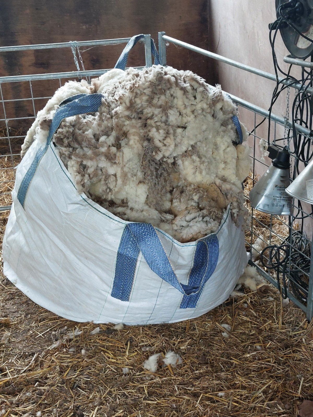 Natuurlijke schapenwol in bulkzak, Ophalen, Nieuw, Spinwol