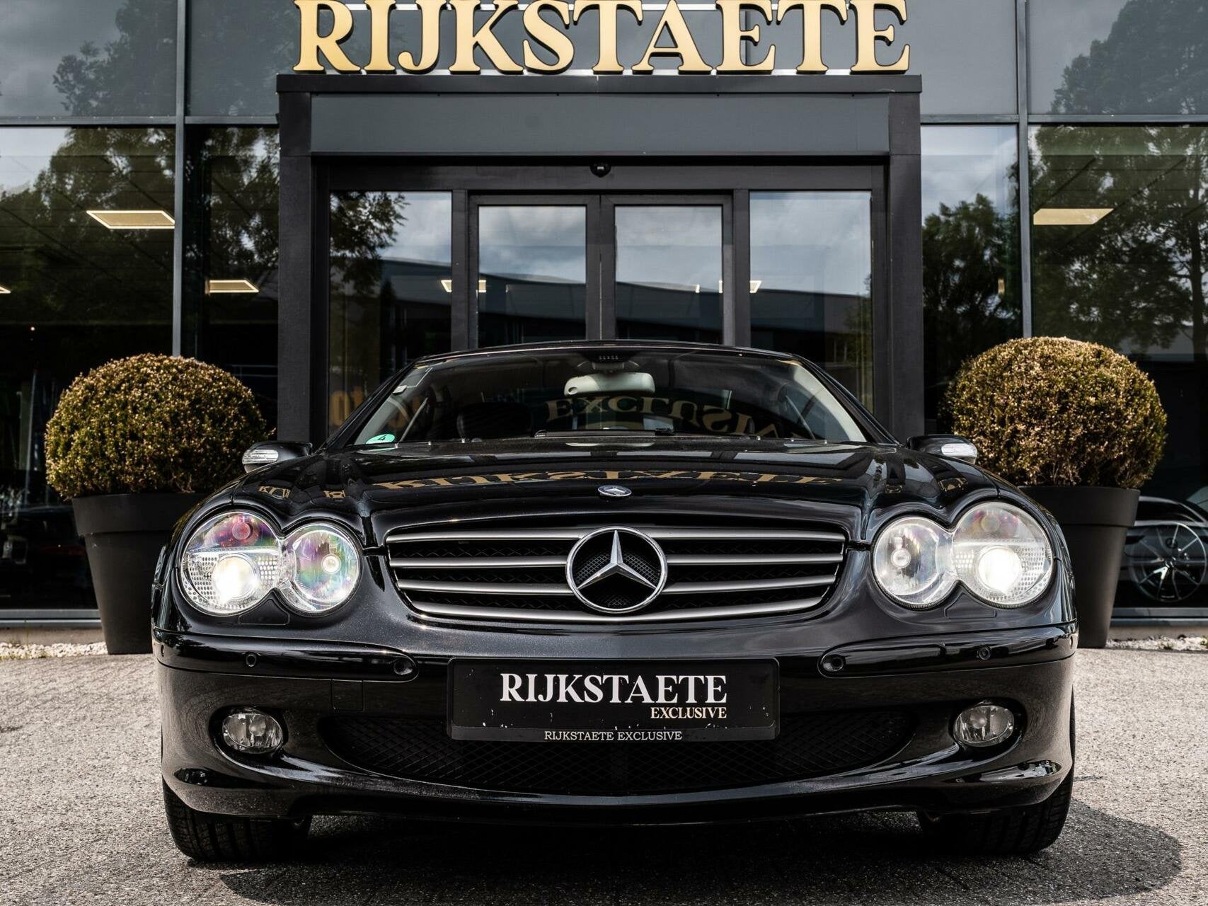 Mercedes SL-klasse SL350 Cabriolet AMG|LEDER|MEMORY|19'', Auto's, Mercedes-Benz, Automaat, Achterwielaandrijving, Gebruikt, Zwart