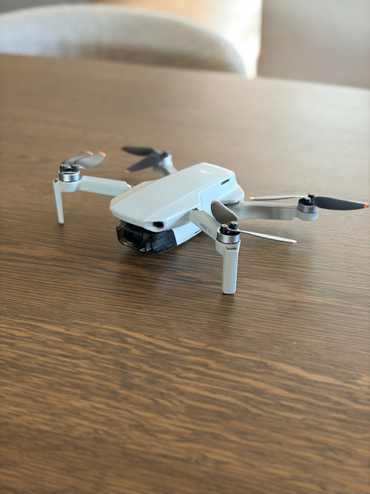 DJI Mini 4K Fly More Combo - Zo goed als nieuw, 30 tot 45 minuten, Cameradrone, Extra accu('s), 5 tot 10 kilometer