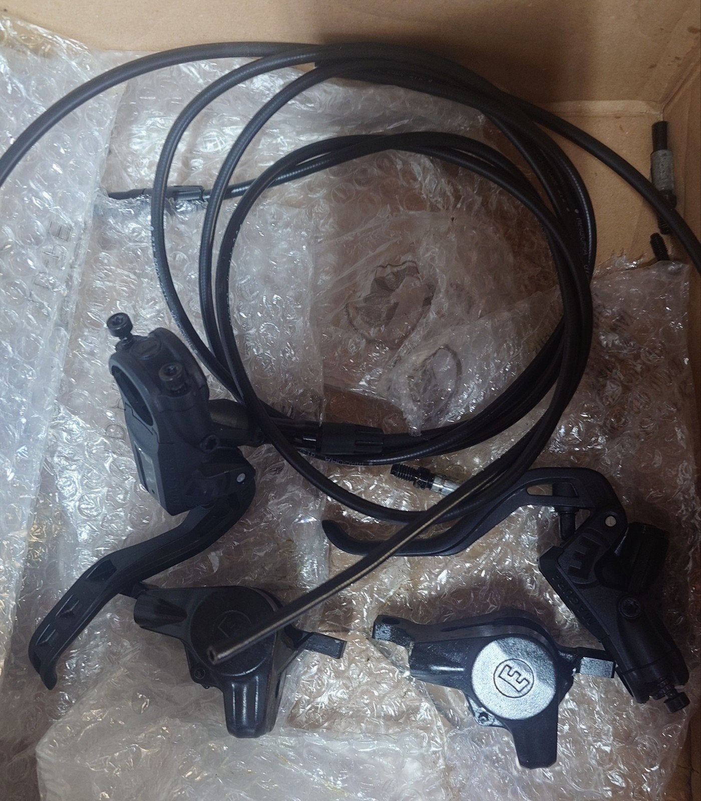 Magura MT30 2-Piston Hydraulische Schijfremmen Set, Fietsen en Brommers, Fietsonderdelen, Remmen, Gebruikt, Magura, Ophalen of Verzenden