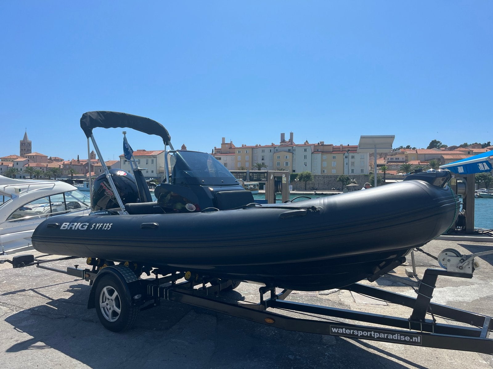 BRIG Eagle 5.1 RIB - Zo goed als nieuw, compleet zwart, Brig, Ophalen of Verzenden, Zo goed als nieuw, Benzine