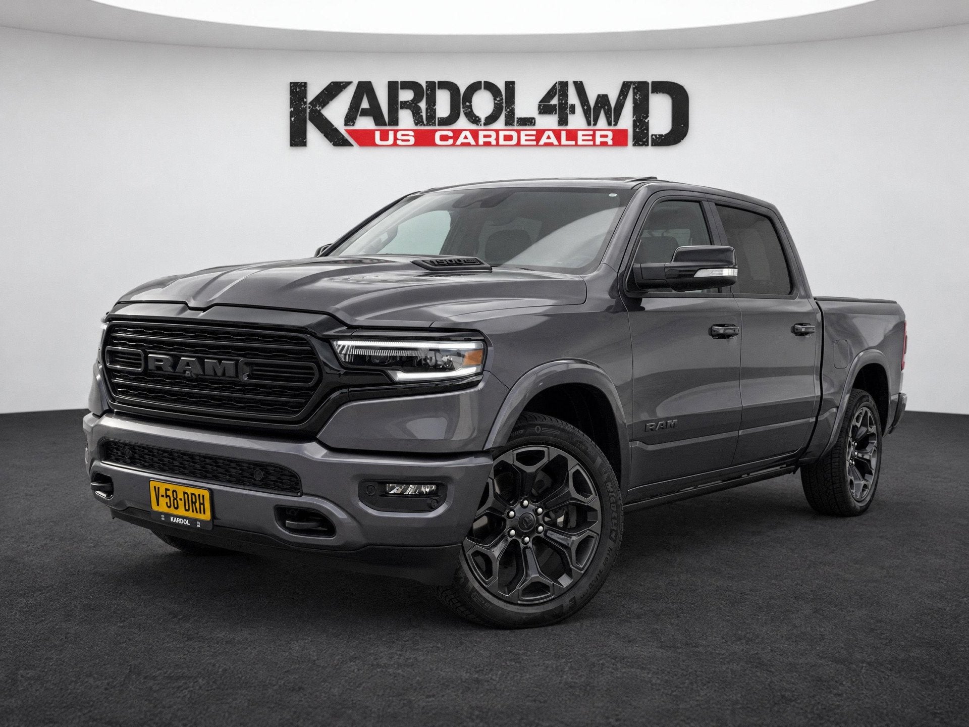 Dodge Ram 1500 5.7 V8 4x4 Crew Cab Limited | Ramboxen | Mult, Auto's, Automaat, Gebruikt, 5654 cc, Verwarmde buitenspiegels