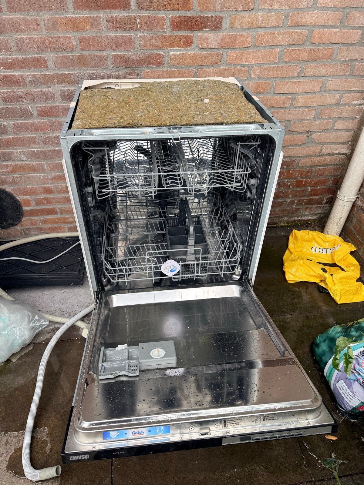 Vaatwasser - defect (wordt niet altijd warm), Ophalen, Niet werkend, Vrijstaand, 60 cm of meer