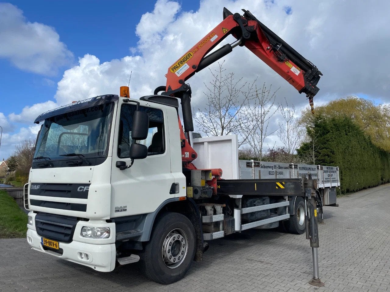 DAF CF 75 With palfinger PK26002 only 735 crane hours!, Auto's, Automaat, Euro 5, Wit, Bedrijf