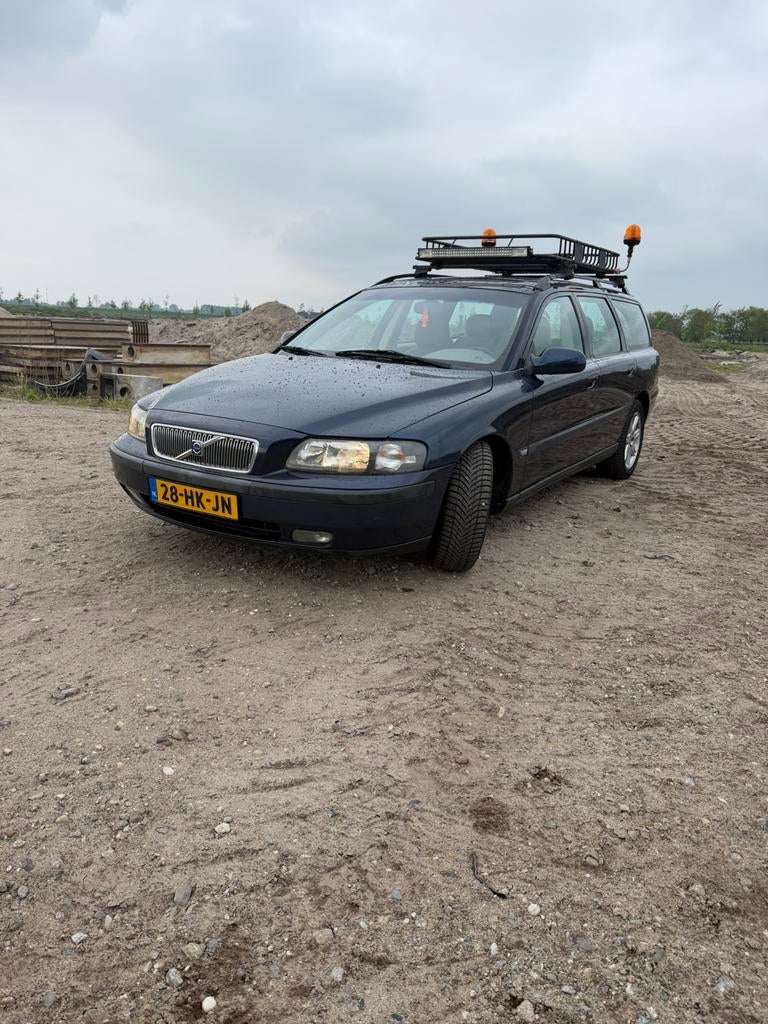Volvo V70 2.4 140PK 2001 Blauw, Voorwielaandrijving, Stof, 1800 kg, Beige
