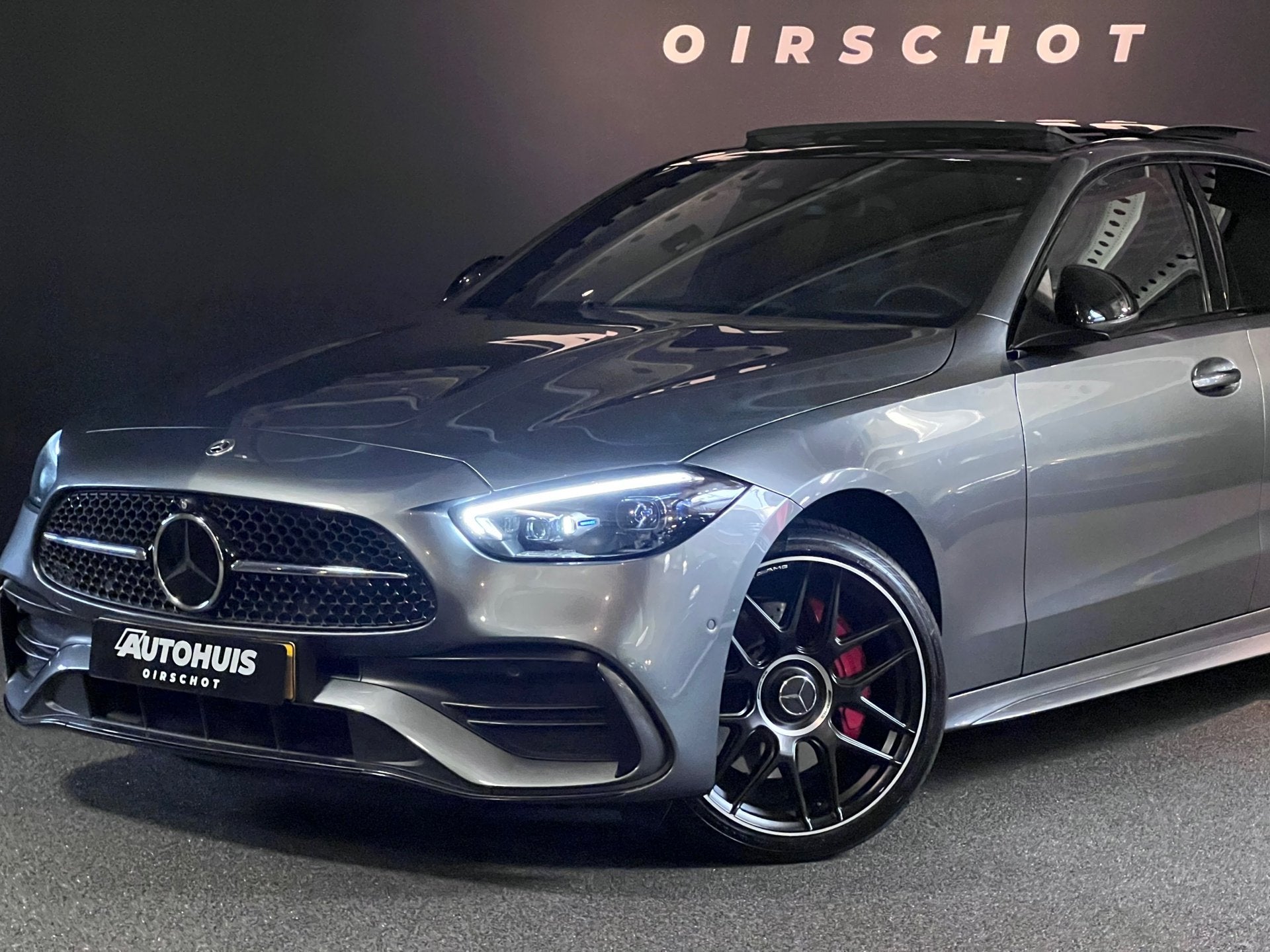 Mercedes-Benz C-klasse 300 e AMG Line Limousine Pano/Memorys, Automaat, Dealer onderhouden, Achterwielaandrijving, 4 cilinders