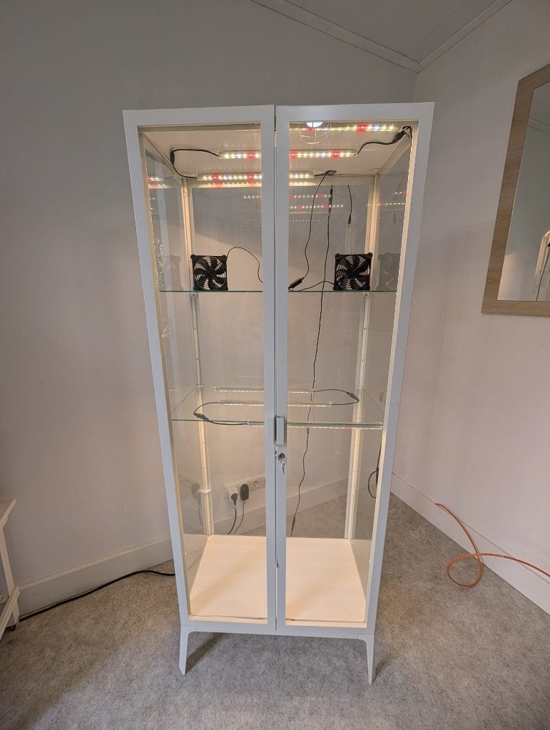 Greenhouse Cabinet inclusief verlichting (IKEA MILSBO), Huis en Inrichting, Kasten | Vitrinekasten, Ophalen, Gebruikt, 50 tot 100 cm