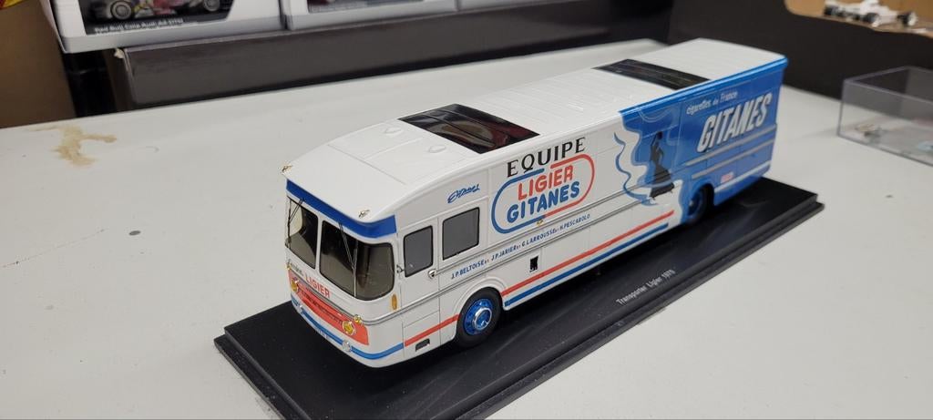 Spark 1975 Transporter Ligier, Hobby en Vrije tijd, Modelauto's | 1:43, Ophalen of Verzenden, Zo goed als nieuw, Auto, Overige merken