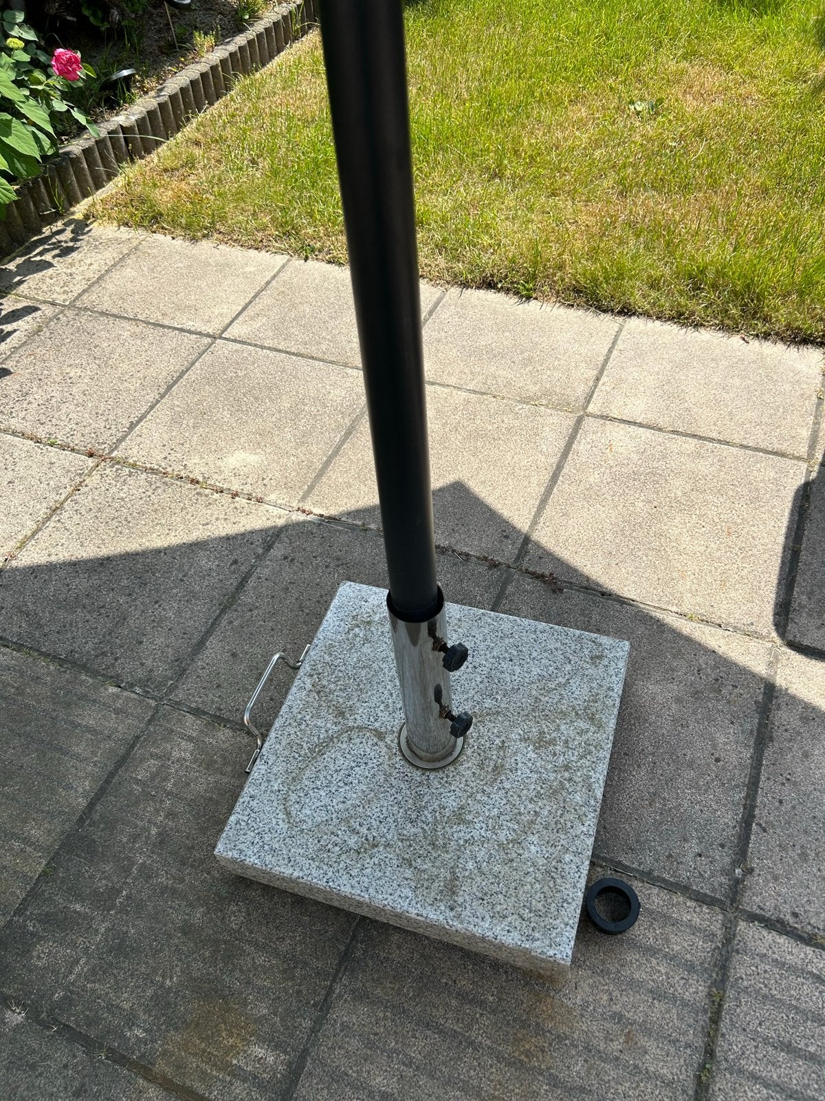 Parasol met granieten voet, Tuin en Terras, Ophalen, Gebruikt, Kantelbaar, 1 tot 2 meter