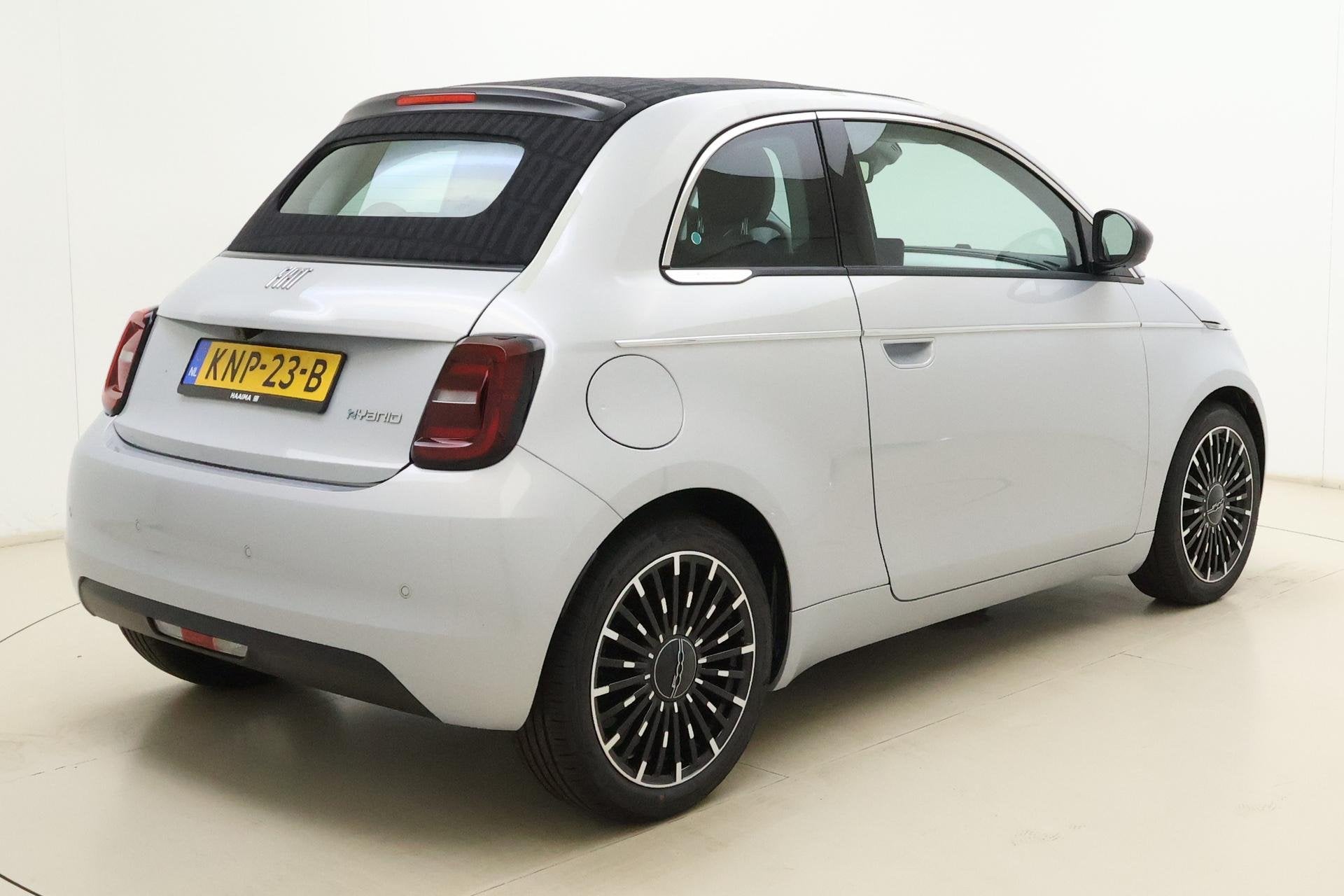 Fiat 500 1.0 Hybrid La Prima Cabrio | DEMO | Lederen bekledi, Auto's, Cabriolet, 4 stoelen, Wit, Origineel Nederlands