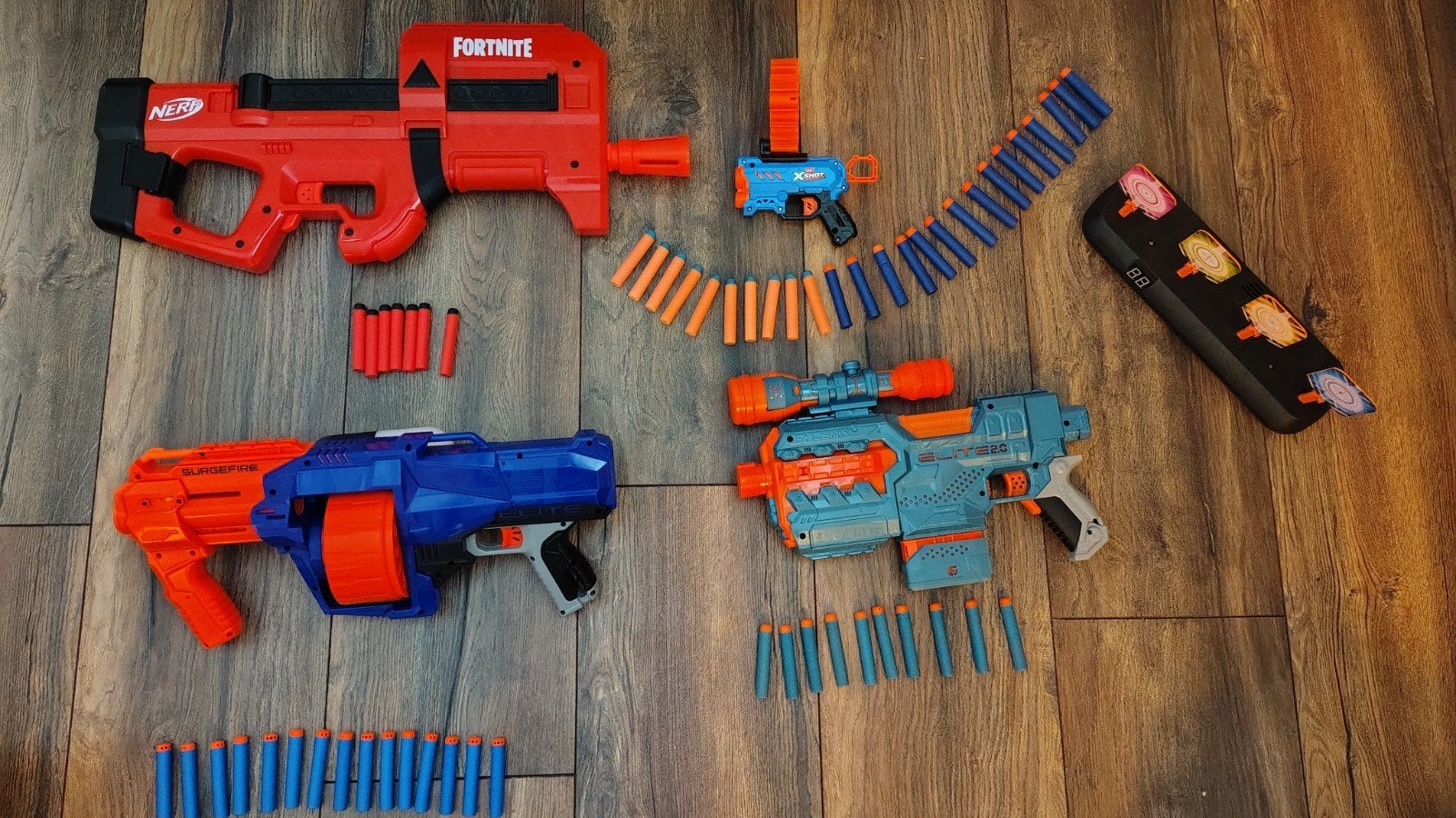 Nerf Fortnite P90, Elite 2.0, N-Strike Surgefire + Xshot, Ophalen, Zo goed als nieuw